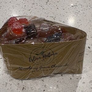 Eslira Natura Strawberry Guava Cheesecake Soap